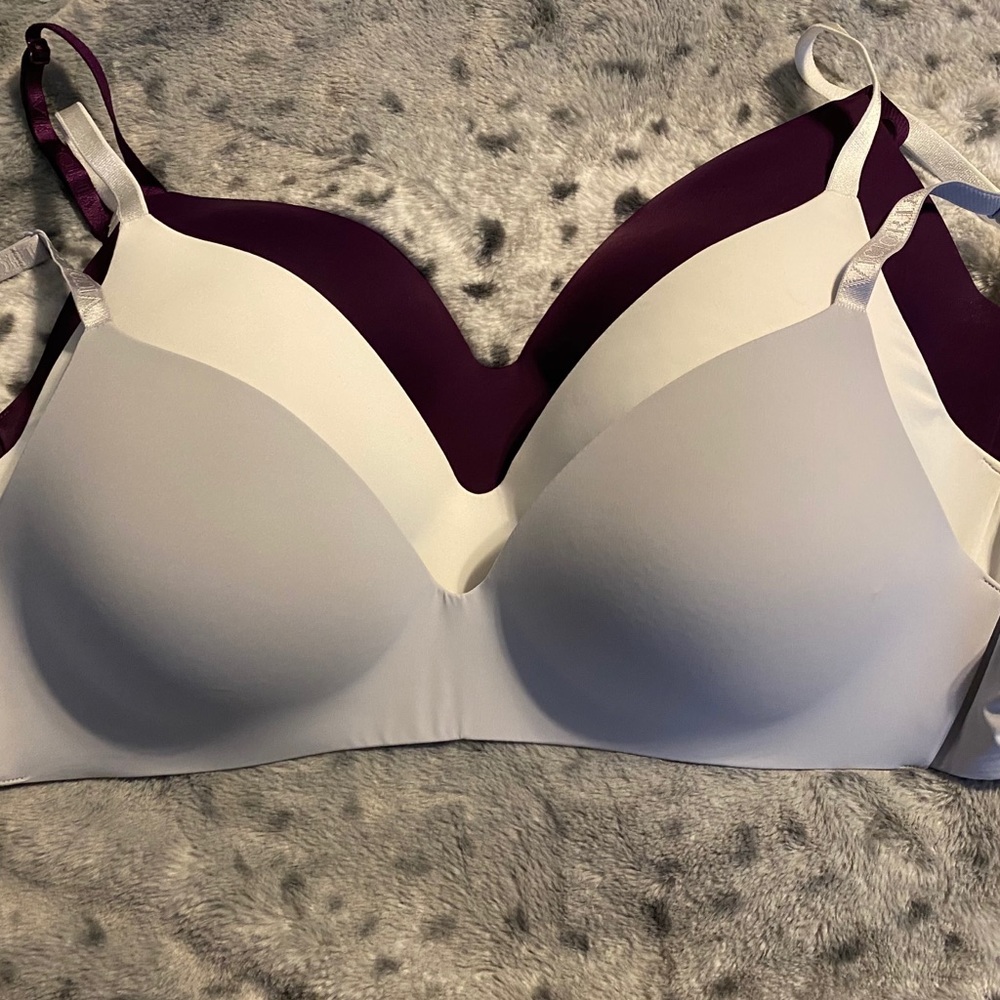 New Victoria Secret T-shirt Bras BUNDLE!